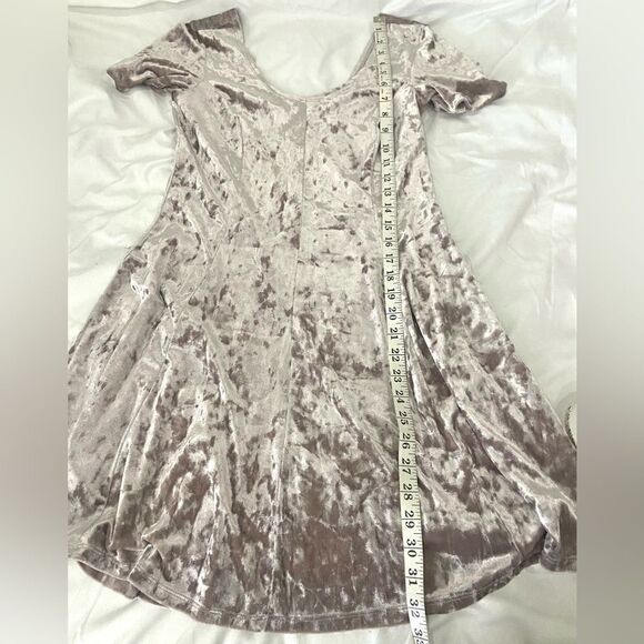 Adam Levine collection mini flare velvet dress size L - Picture 6 of 9